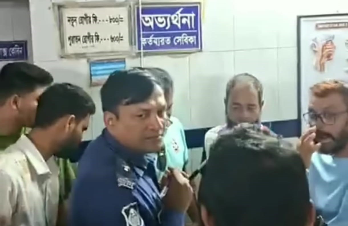 টনসিল ও পলিপাসের ভুল অপারেশনে রোগীর মৃত্যু, পালিয়েছে  চিকিৎসক