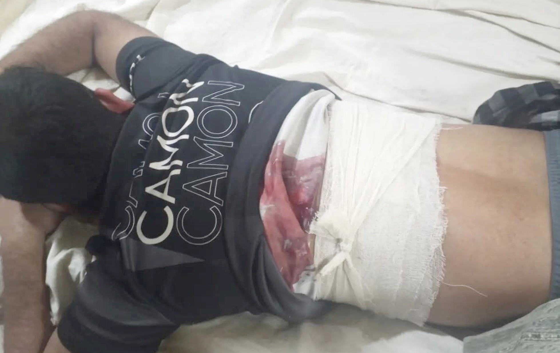 নোয়াখালীতে ব্যবসায়ীকে গুলি করে মোটরসাইকেল ছিনতাই