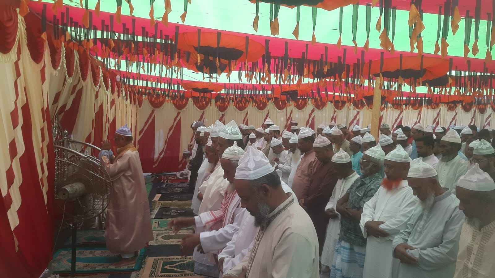 সৌদির সঙ্গে মিল রেখে নোয়াখালীর ছয় গ্রামে ঈদুল ফিতর উদযাপন