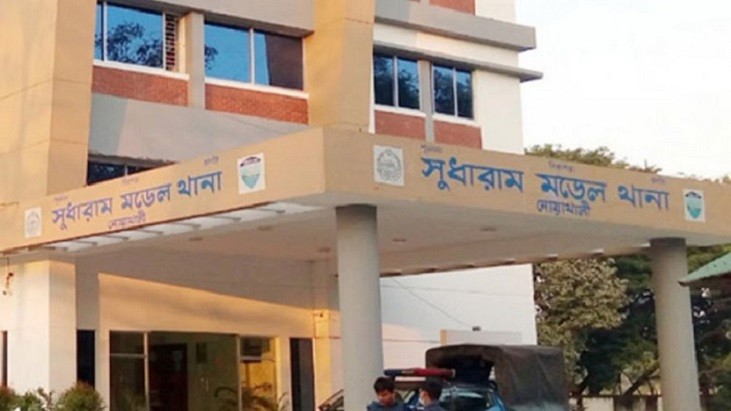 অটোরিকশায় চার্জ দিতে গিয়ে বিদ্যুৎস্পৃষ্টে চালকের মৃত্যু